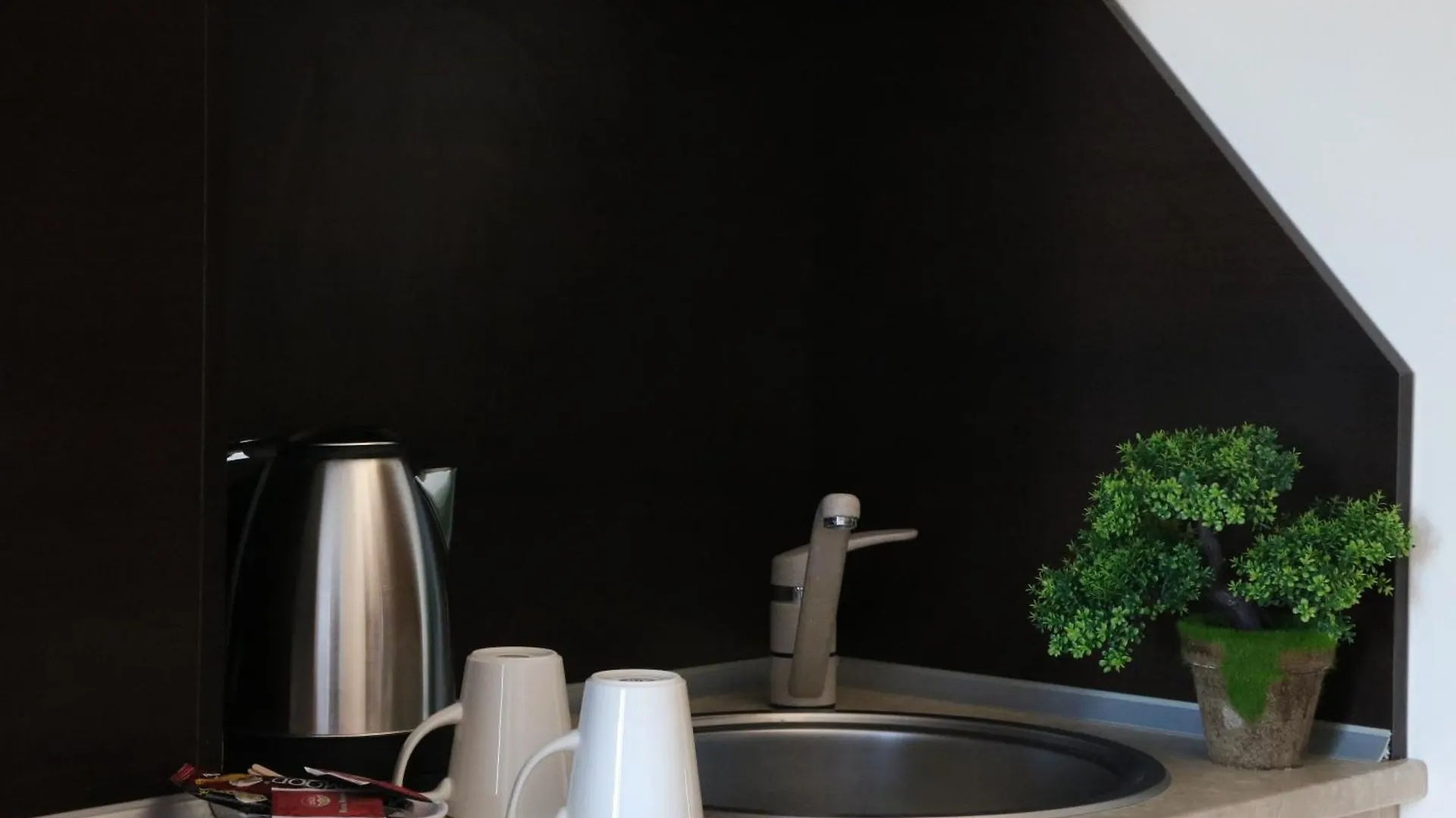 Persani Hotel Sluneční pobřeží